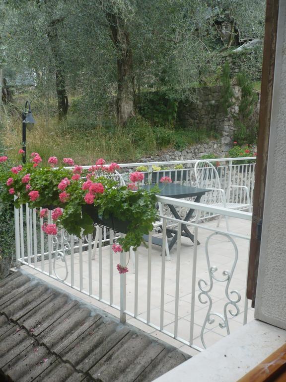 Appartamento Michela Brenzone sul Garda Habitación foto