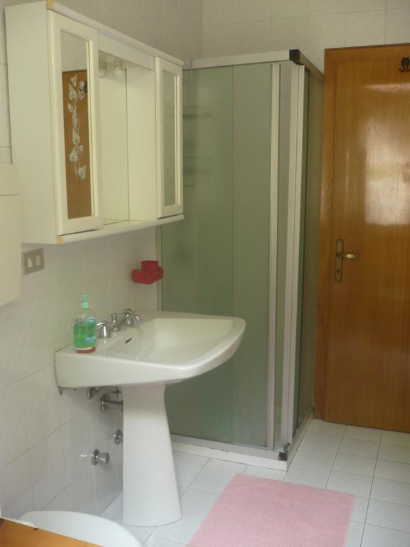 Appartamento Michela Brenzone sul Garda Habitación foto