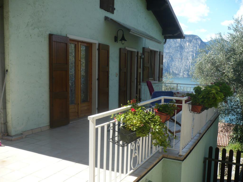 Appartamento Michela Brenzone sul Garda Habitación foto
